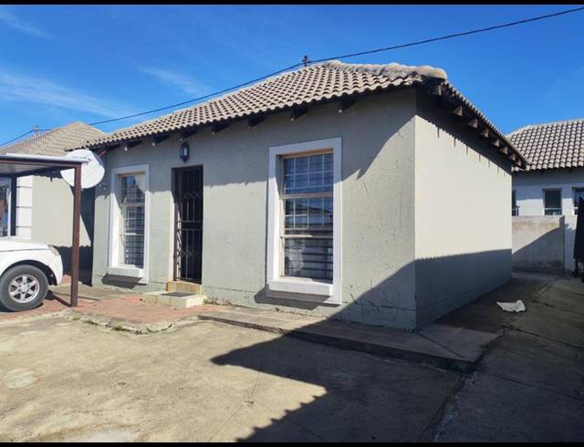 2 BEDROOM HOUSE FOR SALE IN ERMELO
